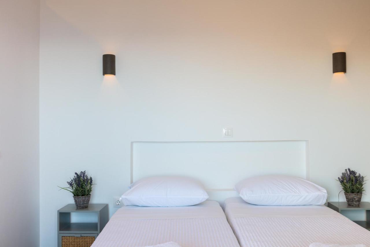 Villa Sea-Esta, Adults Only Sellía Екстериор снимка