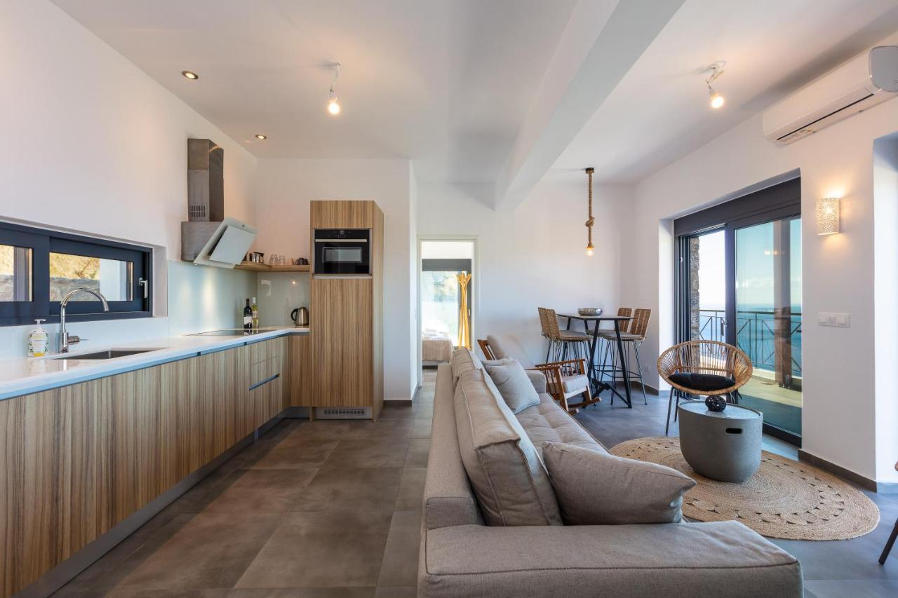Villa Sea-Esta, Adults Only Sellía Екстериор снимка